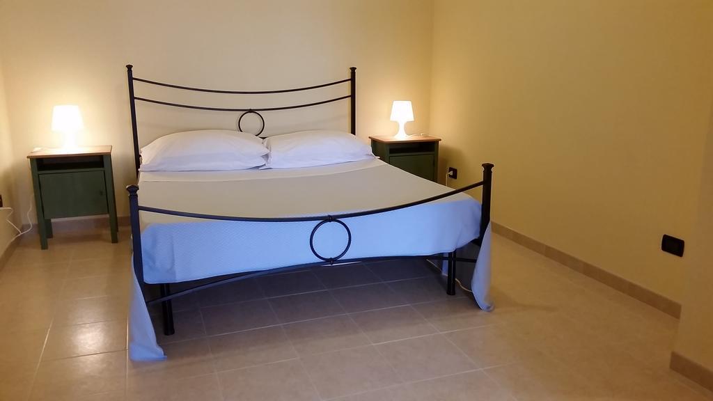كونفيرسانو Ciao Hotel & Residence - Apartments الغرفة الصورة