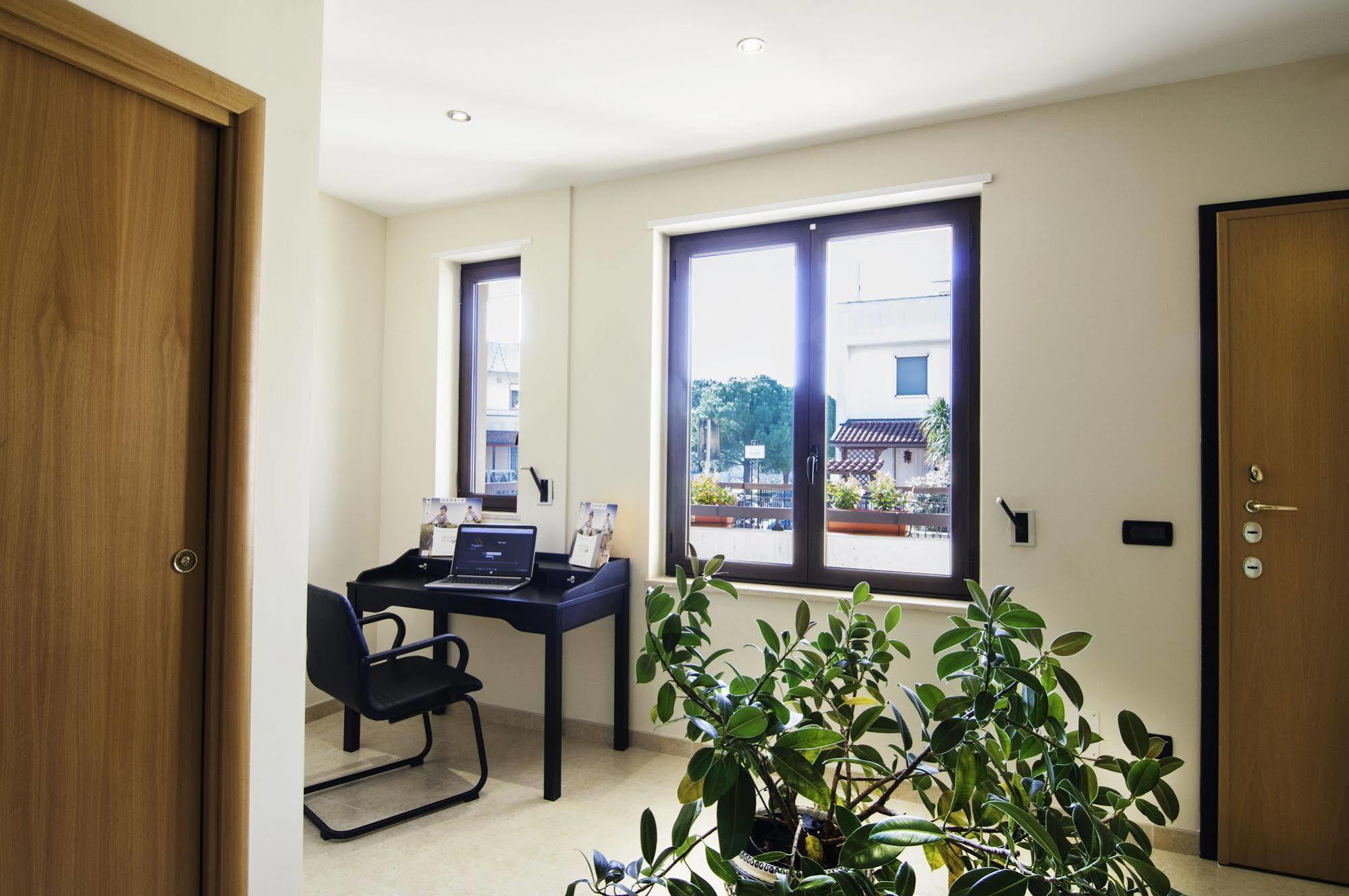 كونفيرسانو Ciao Hotel & Residence - Apartments المظهر الخارجي الصورة